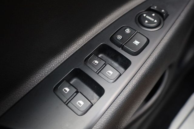 2020 Kia Rio S - 23070708 - 31