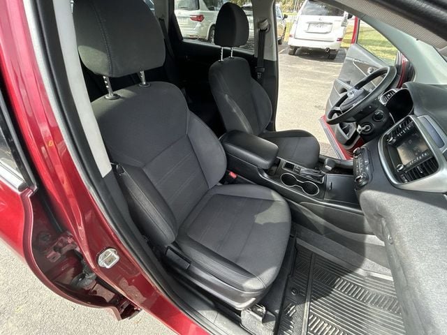 2020 Kia Sorento L FWD - 22921633 - 19