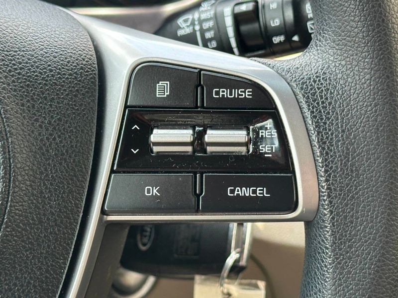 2020 Kia Sorento LX AWD - 22883310 - 33