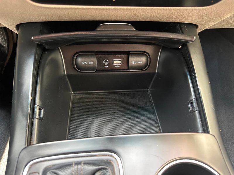 2020 Kia Sorento LX AWD - 22883310 - 47