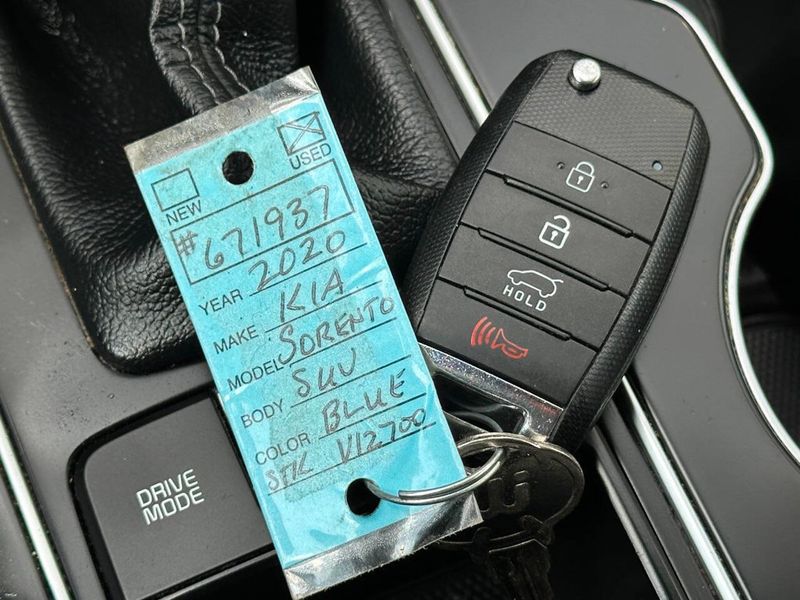 2020 Kia Sorento LX AWD - 22883310 - 54