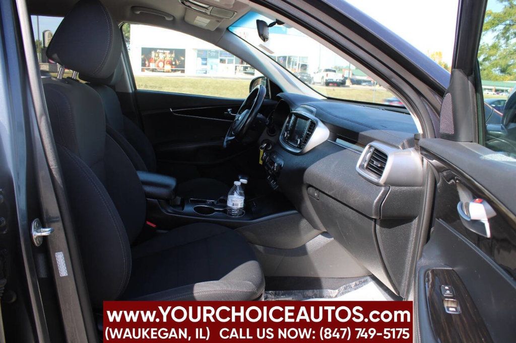 2020 Kia Sorento LX AWD - 22913944 - 14