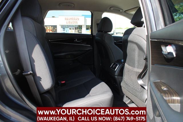 2020 Kia Sorento LX AWD - 22913944 - 16