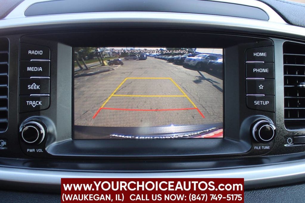 2020 Kia Sorento LX AWD - 22913944 - 30