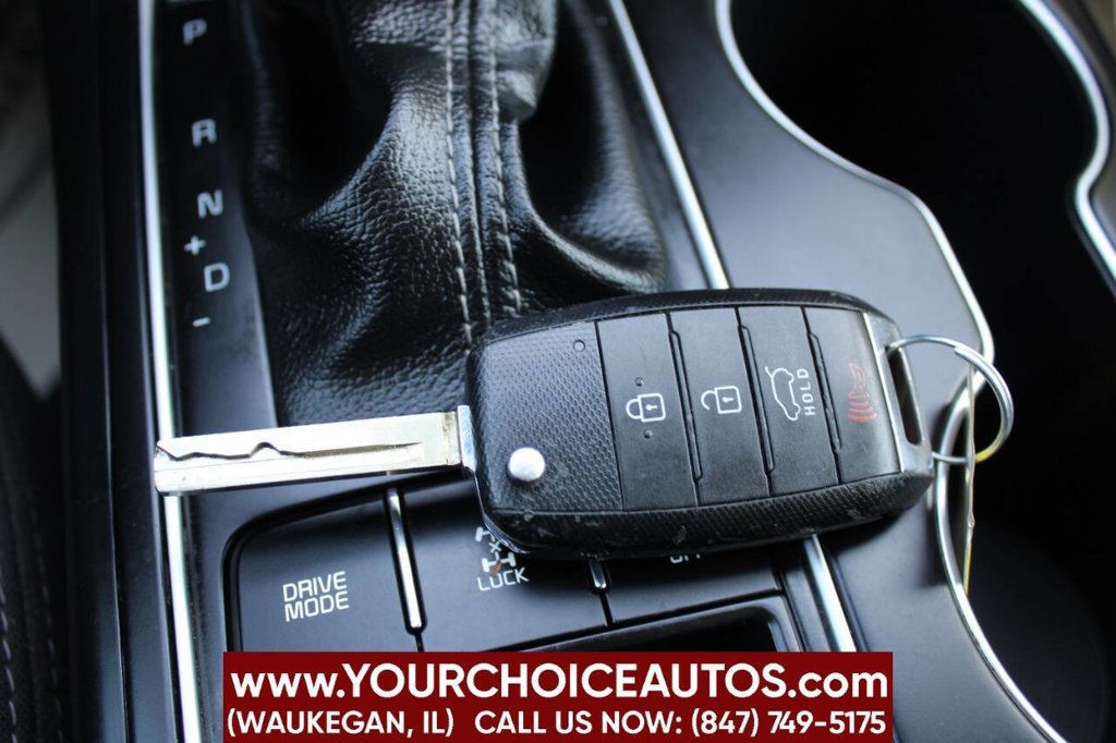 2020 Kia Sorento LX AWD - 22913944 - 32