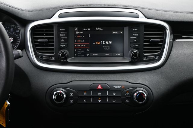 2020 Kia Sorento LX FWD - 23067285 - 9