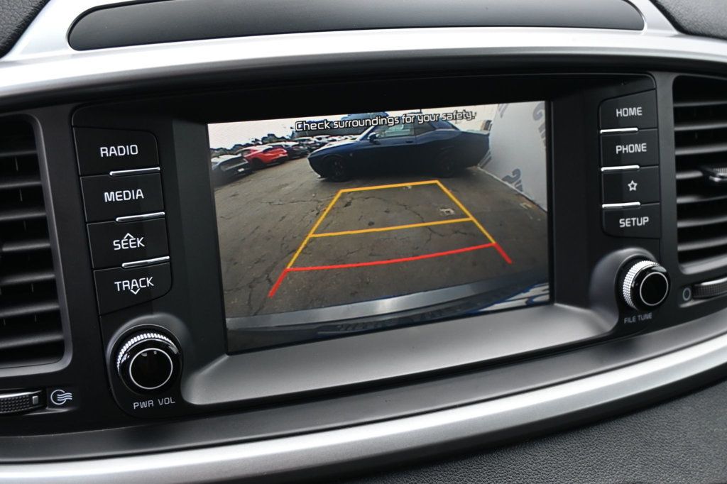 Kia Sorento photo 11