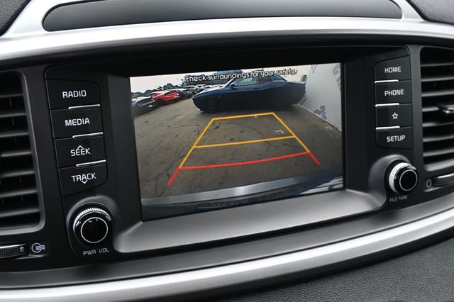 2020 Kia Sorento LX FWD - 23067285 - 10