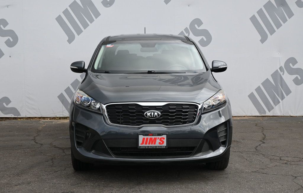 Kia Sorento photo 2
