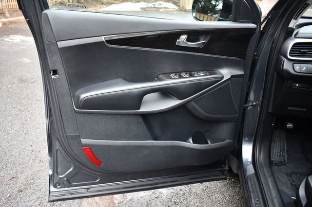 2020 Kia Sorento LX FWD - 22991835 - 16