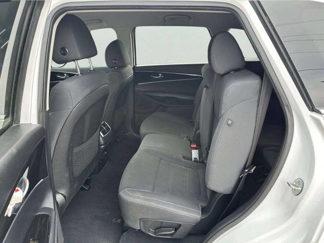 2020 Kia Sorento LX FWD - 22980682 - 11