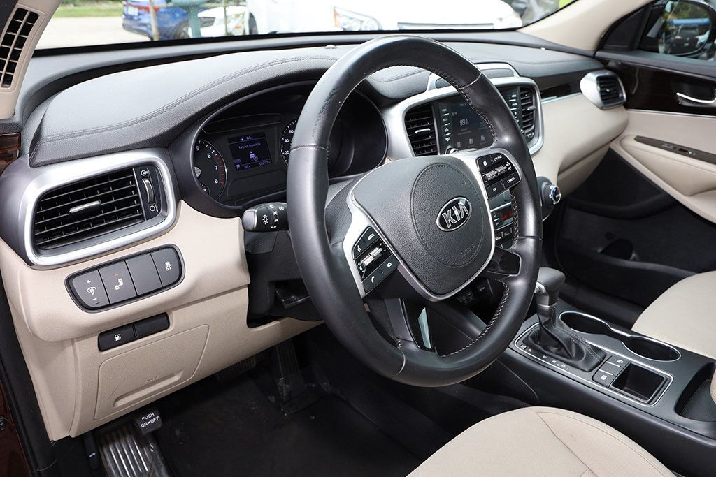 2020 Kia Sorento S V6 photo 20