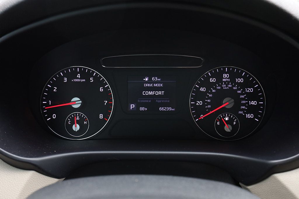 2020 Kia Sorento S V6 photo 29