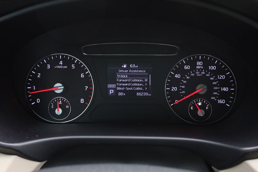 2020 Kia Sorento S V6 photo 30