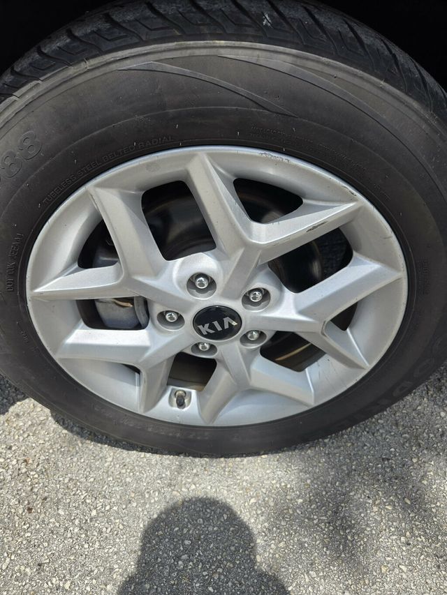 2020 Kia Soul  - 23044796 - 4