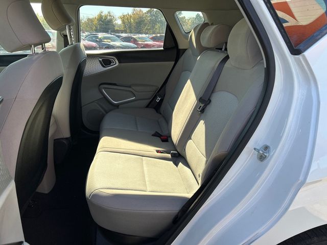 2020 Kia Soul LX - 22942462 - 6