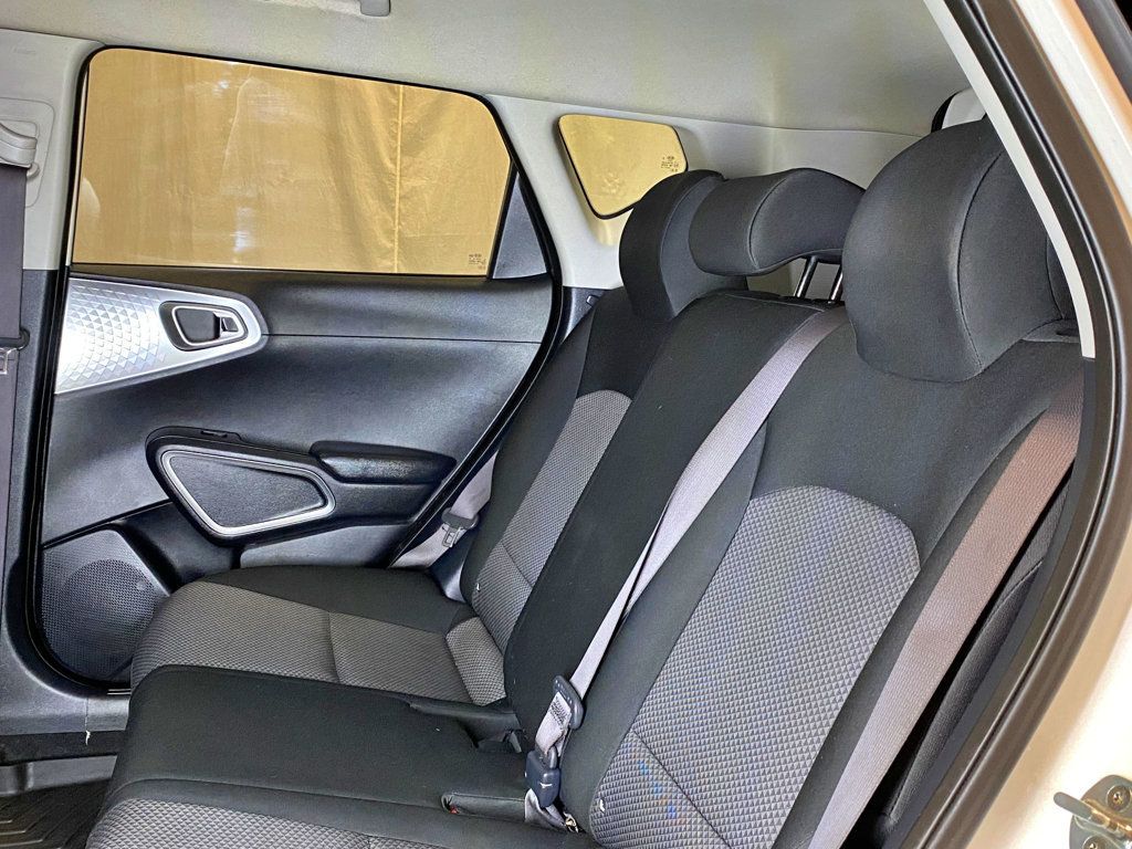 2020 Kia Soul LX IVT - 23002396 - 44