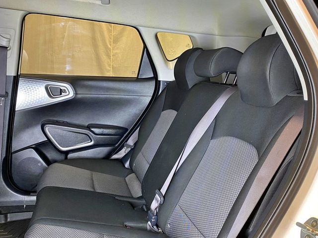 2020 Kia Soul LX IVT - 23002396 - 44