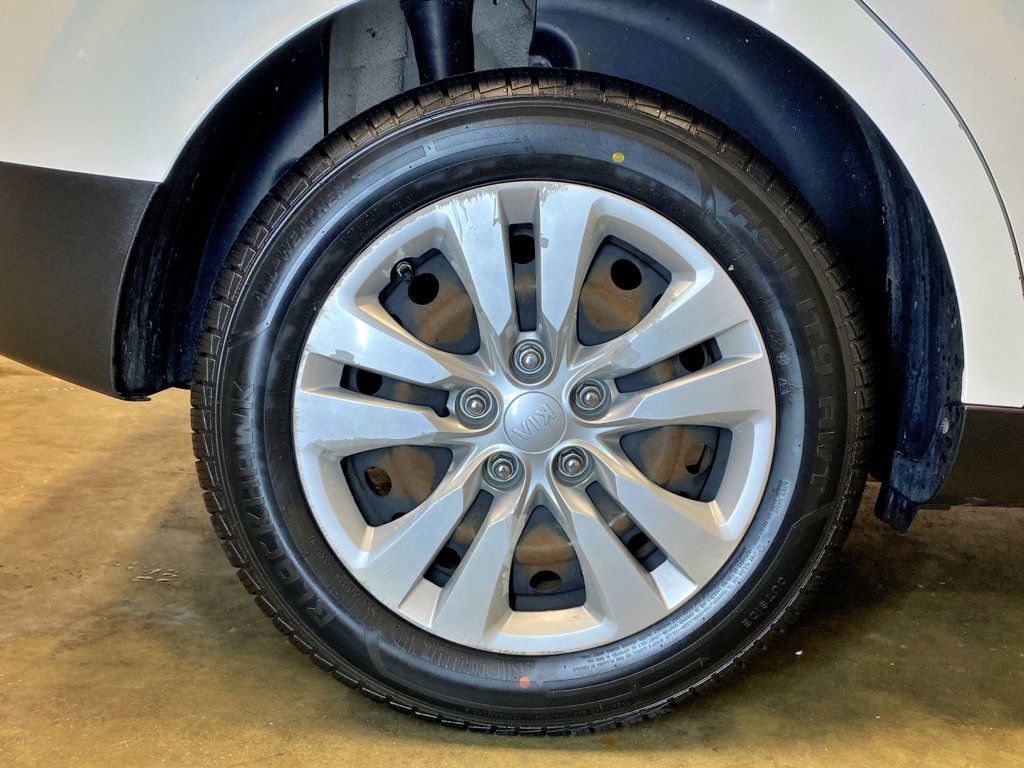 2020 Kia Soul LX IVT - 23002396 - 47