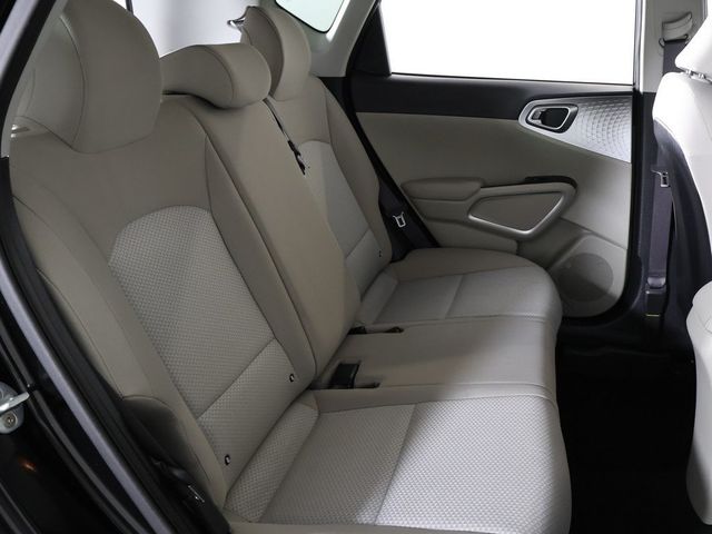 2020 Kia Soul LX IVT - 22947965 - 29