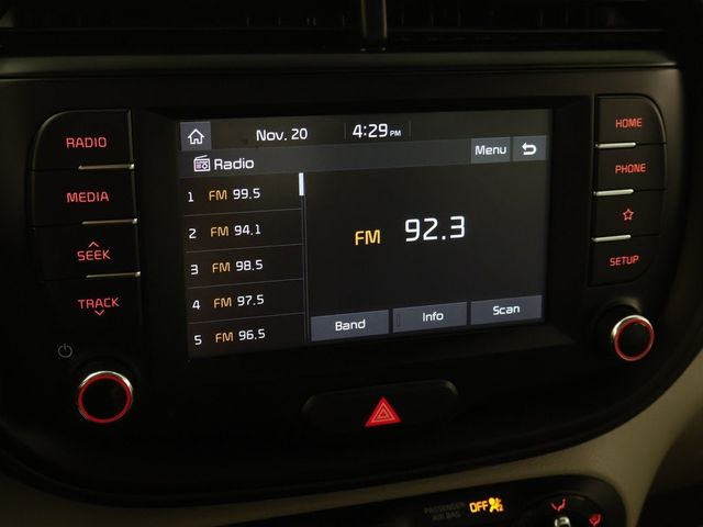 2020 Kia Soul LX IVT - 22947965 - 36