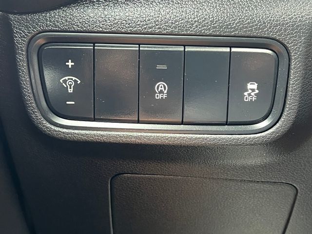 2020 Kia Soul LX IVT - 23061580 - 17