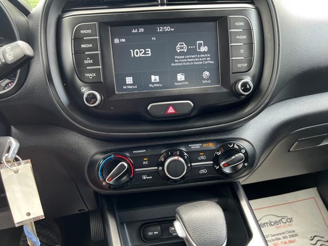2020 Kia Soul LX IVT - 23061580 - 22