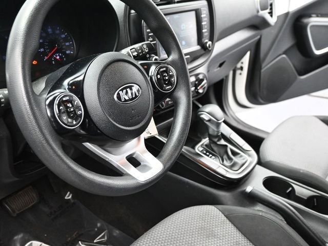 2020 Kia Soul LX IVT - 23054605 - 3