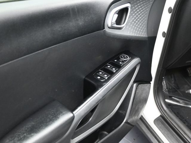 2020 Kia Soul LX IVT - 23054605 - 5