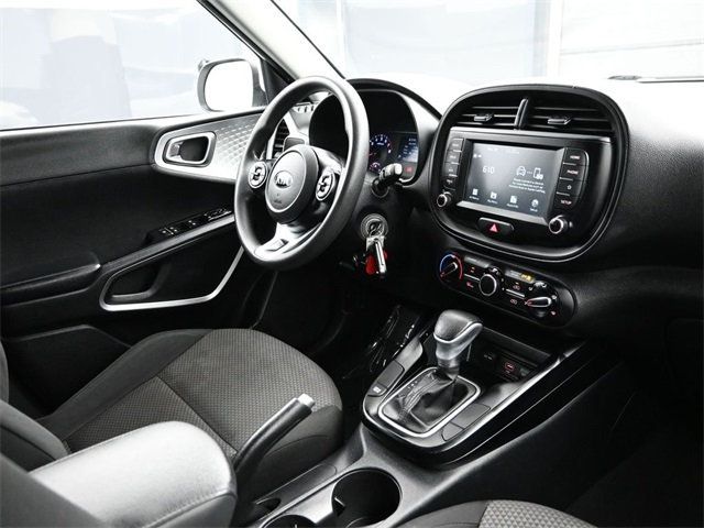 2020 Kia Soul LX photo 15