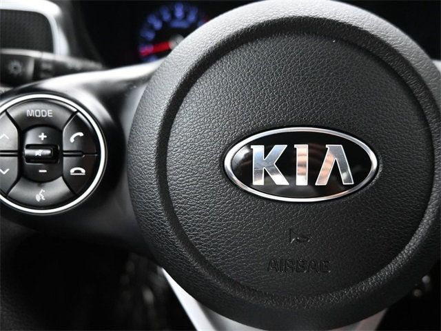 2020 Kia Soul LX photo 21