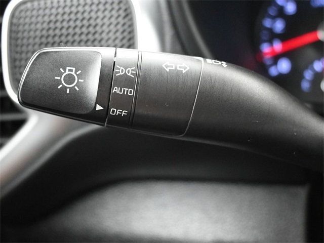 2020 Kia Soul LX photo 22