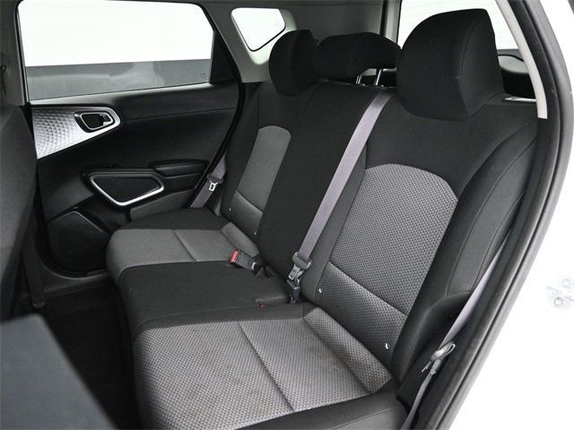 2020 Kia Soul LX photo 7