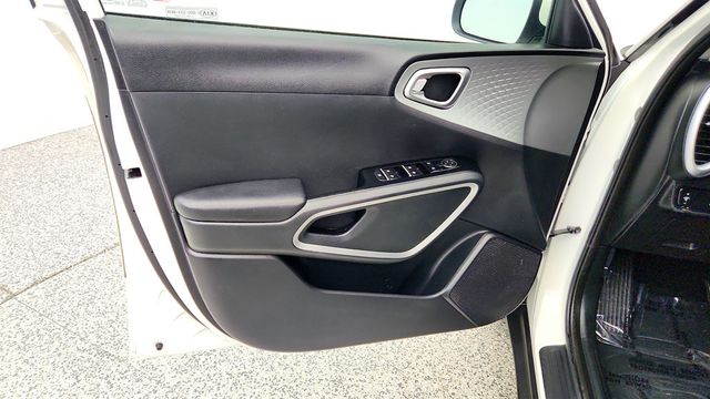 2020 Kia Soul LX IVT - 23057229 - 9
