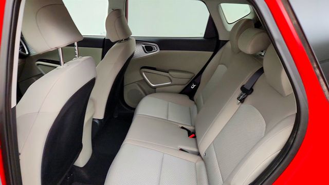 2020 Kia Soul LX IVT - 23081734 - 18