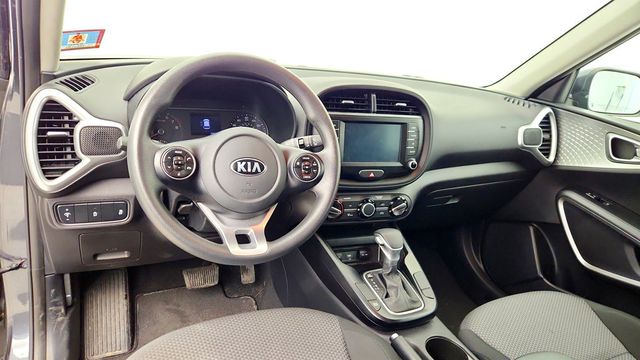 2020 Kia Soul LX IVT w/ Apple CarPlay & Forward Collision Assist - 22992346 - 11