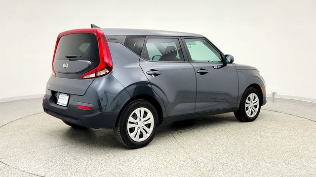 2020 Kia Soul LX IVT w/ Apple CarPlay & Forward Collision Assist - 22992346 - 4