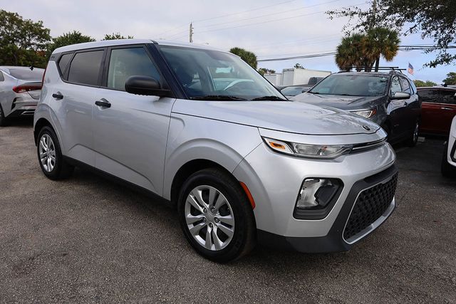 2020 KIA SOUL LX Manual - 22714758 - 4