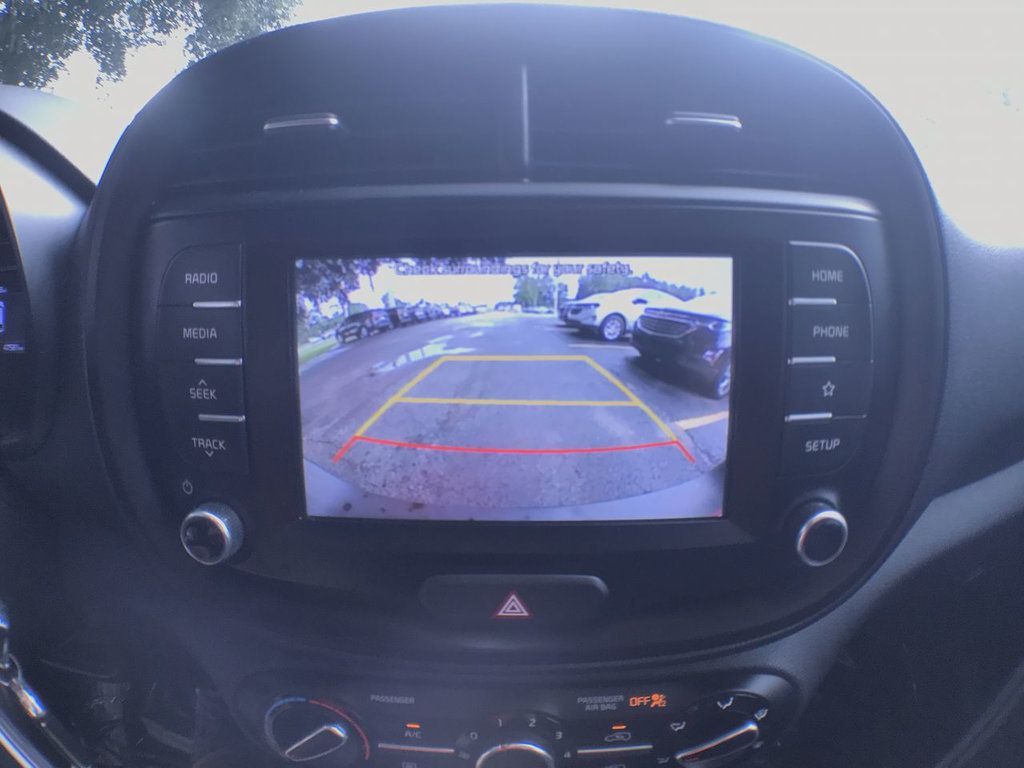 2020 Kia Soul LX photo 17