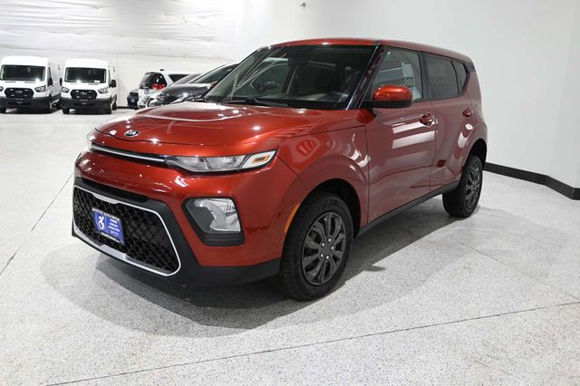 2020 Kia Soul LX Mobility Handicap Van - 23045342 - 9