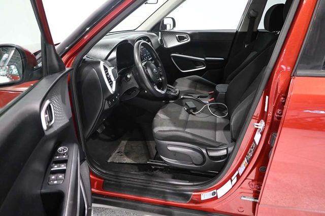 2020 Kia Soul LX Mobility Handicap Van - 23045342 - 12