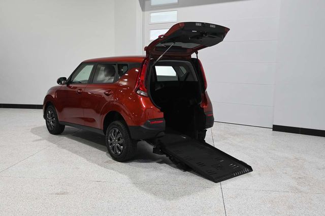 2020 Kia Soul LX Mobility Handicap Van - 23045342 - 1