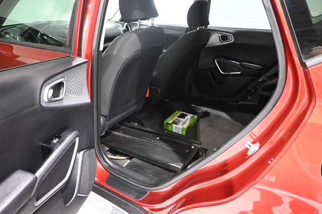 2020 Kia Soul LX Mobility Handicap Van - 23045342 - 23
