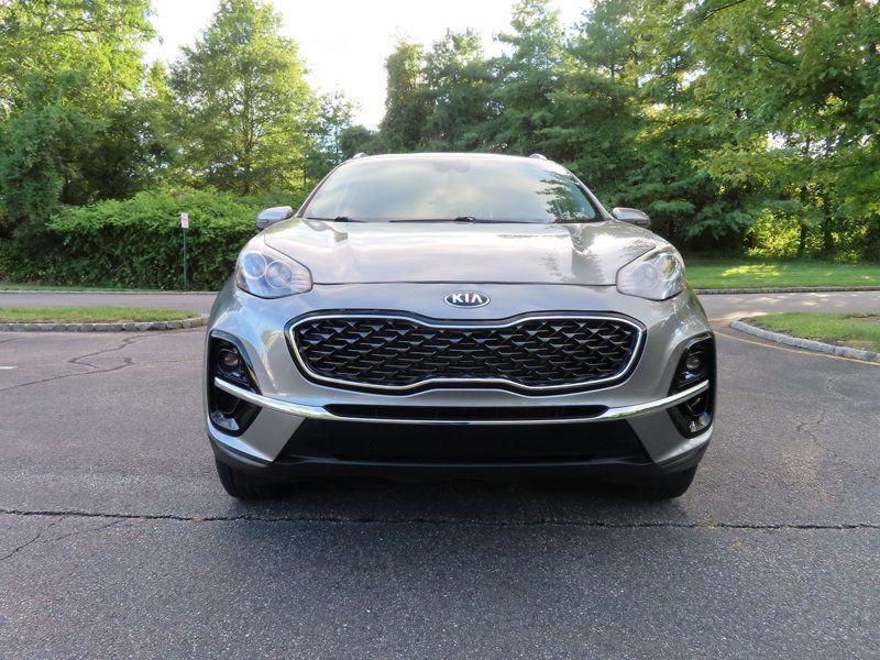 2020 Kia Sportage EX photo 2
