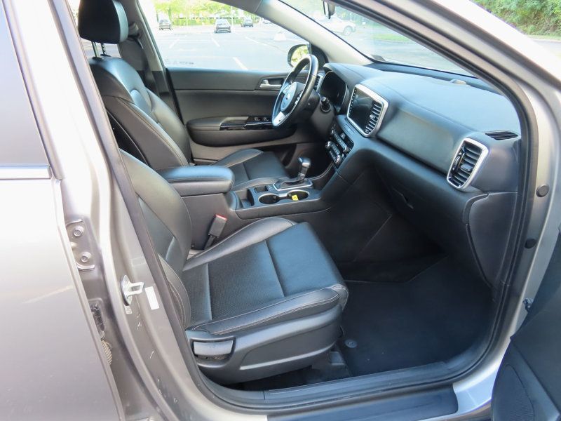 2020 Kia Sportage EX photo 23
