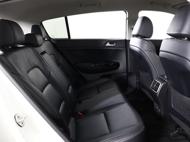 2020 Kia Sportage EX AWD - 23043753 - 31