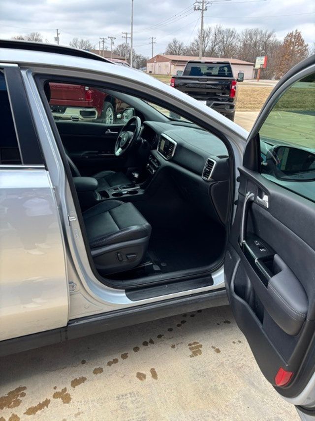 2020 Kia Sportage EX FWD - 22942366 - 10