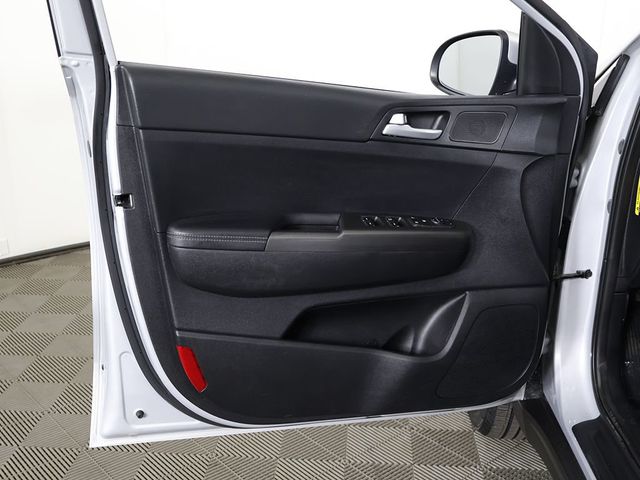 2020 Kia Sportage LX AWD - 23035029 - 18