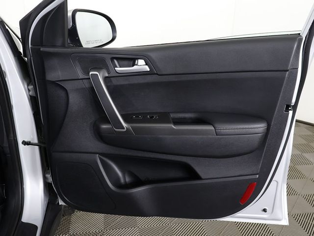2020 Kia Sportage LX AWD - 23035029 - 19