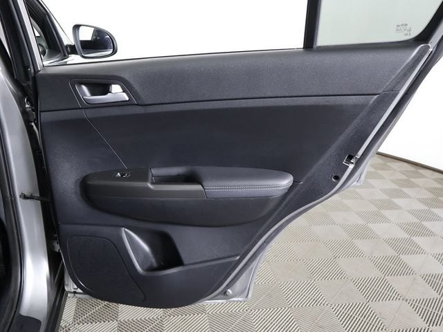 2020 Kia Sportage LX AWD - 23084073 - 21